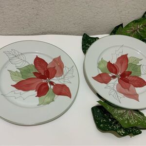 2 Block Spal 8"  Plate Poinsettia Christmas Mary Lou Goertzen